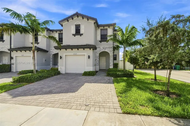 3-bedroom rental at 20369 NW 5th Court #20369, Miami Gardens