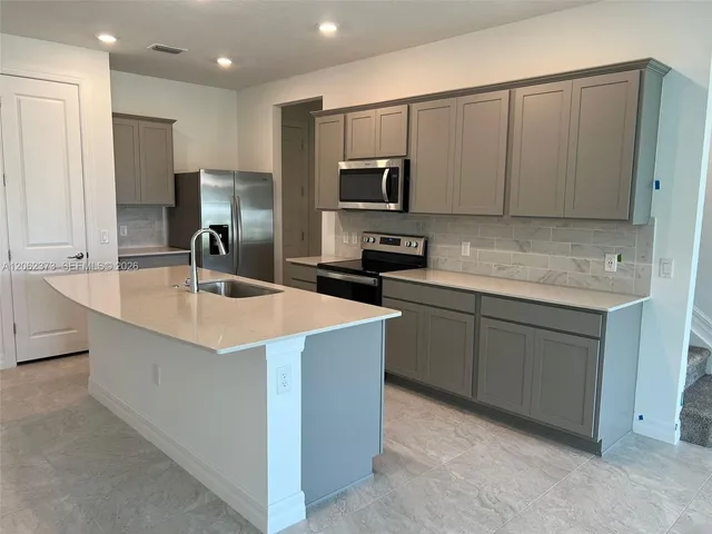 3-bedroom rental at 6121 Rancho Lane #6121, Greenacres