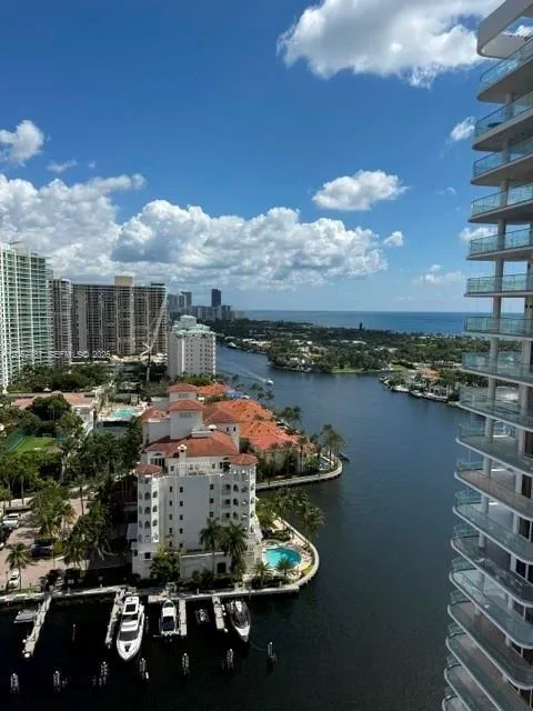 2-bedroom rental at 19707 Turnberry Way #24B, Aventura