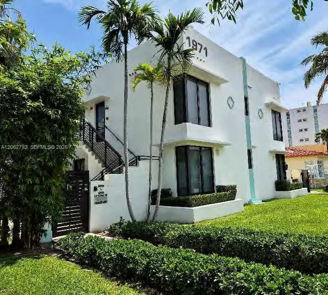 1-bedroom rental at 1971 Bay Drive #110, Miami Beach