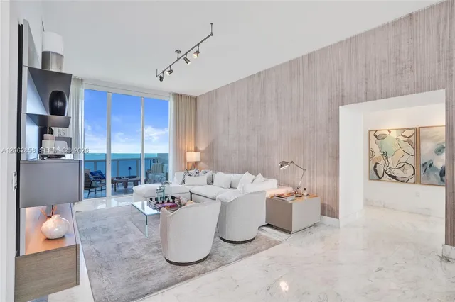 3-bedroom rental at 16001 Collins Avenue #3406, Sunny Isles Beach