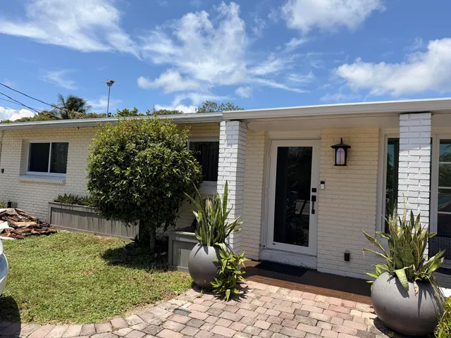 3-bedroom home at 1905 S FLORIDA MANGO Road, West Palm Beach