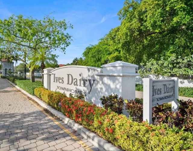 3-bedroom home at 1017 NE 208th Street, Miami