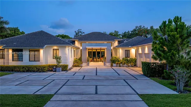 6-bedroom home at 7830 SW 117th Street, Pinecrest