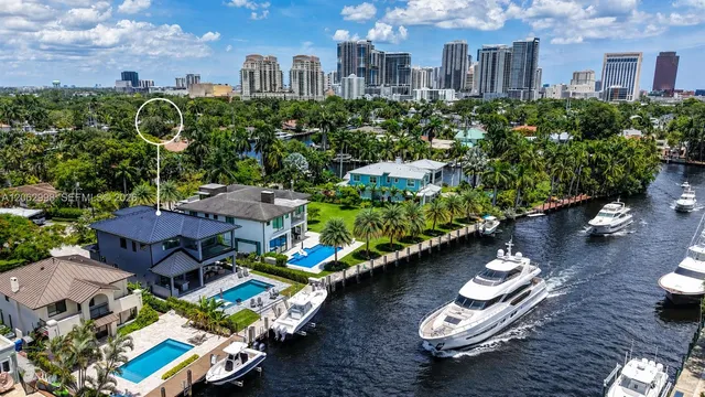 4-bedroom home at 1004 SW 5th Place, Fort Lauderdale