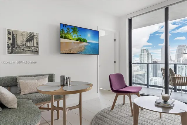 1-bedroom rental at 159 NE 6th Street #3808, Miami