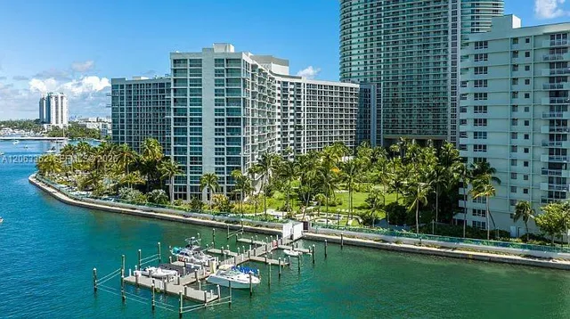 1-bedroom rental at 1500 Bay Road #1002S, Miami Beach