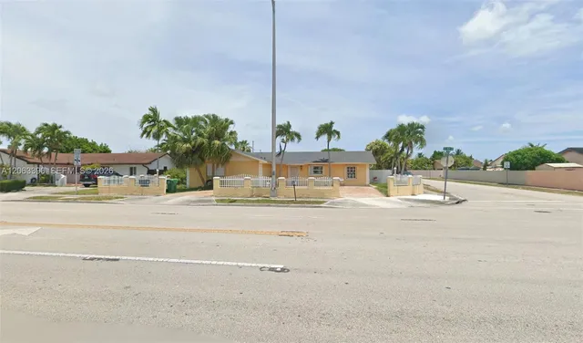 3-bedroom rental at 6535 SW 107th Avenue, Miami