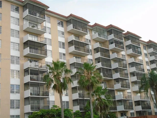 1-bedroom rental at 4174 Inverrary Drive #411, Lauderhill