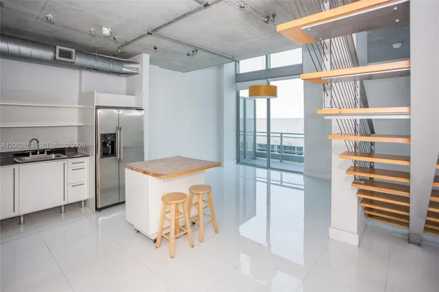 3-bedroom rental at 690 SW 1st Court #PHI20, Miami