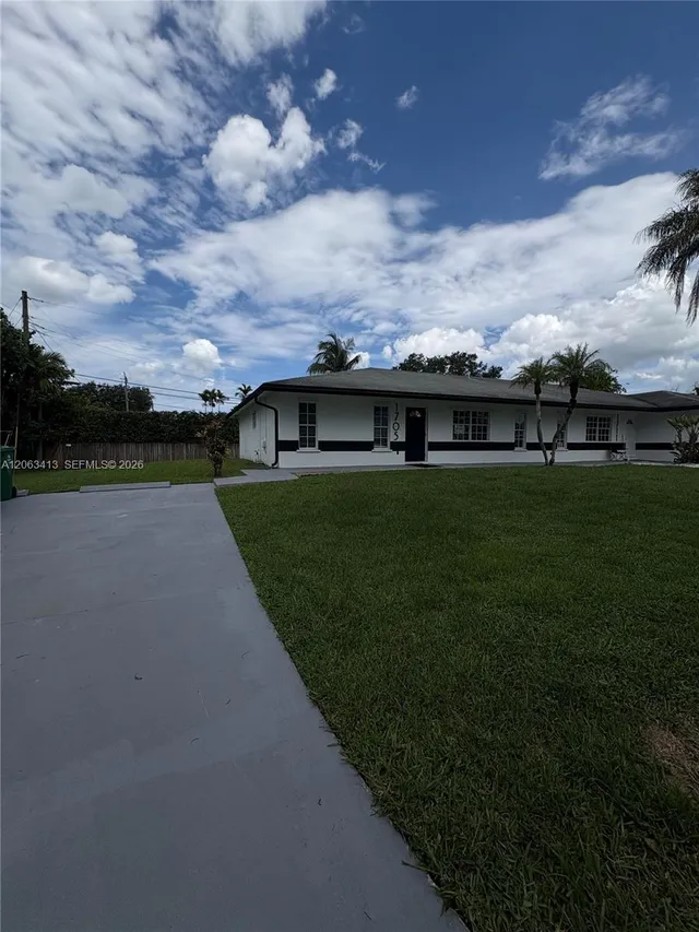 2-bedroom rental at 1705 SW 100th Avenue #1-2, Miramar