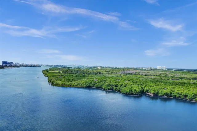 2-bedroom rental at 500 Bayview Drive #PH20, Sunny Isles Beach