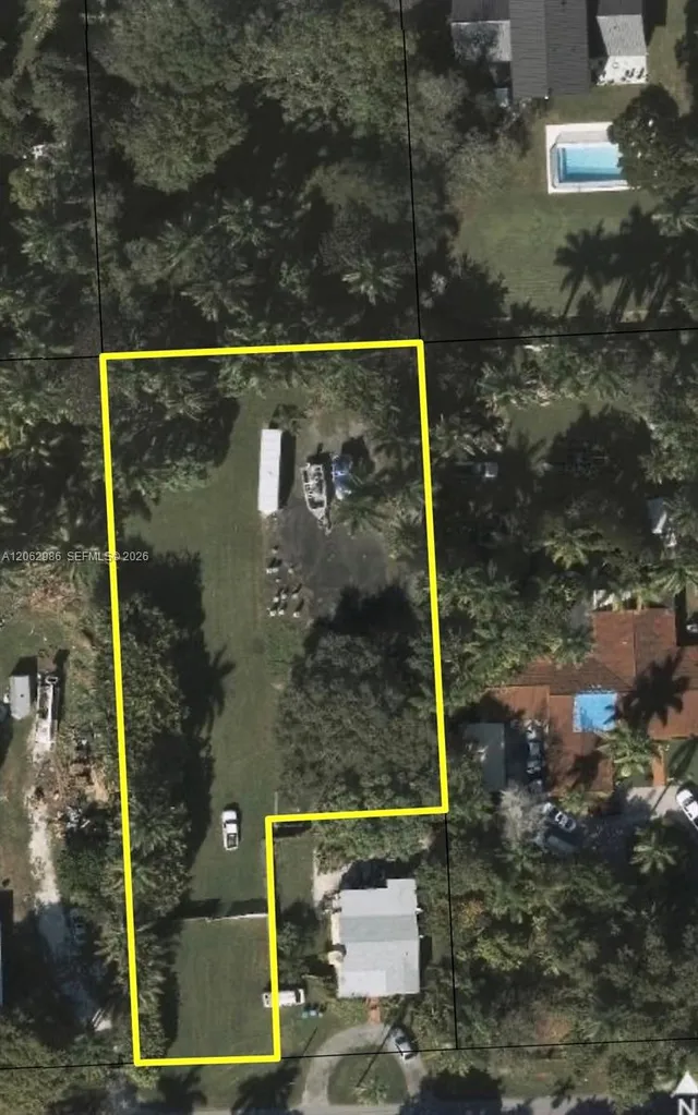 Land at 355 NE 156th Street, Miami