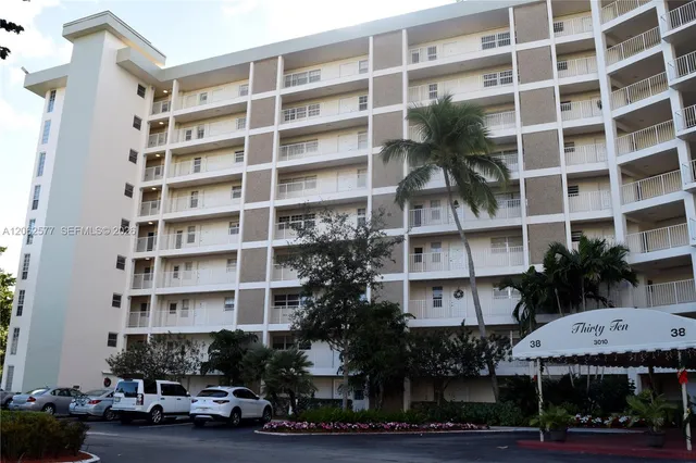 3-bedroom rental at 3010 N Course Drive #712, Pompano Beach