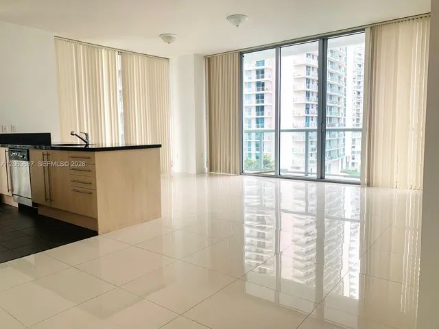 2-bedroom rental at 79 SW 12 Street #1707, Miami
