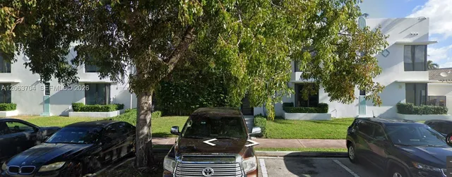 1-bedroom rental at 1971 Bay Drive #122, Miami Beach