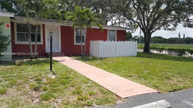 2-bedroom rental at 7142 Southgate Boulevard #7142, Tamarac