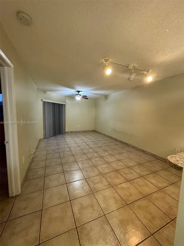 1-bedroom home at 9945 Nob Hill Court #9945, Sunrise