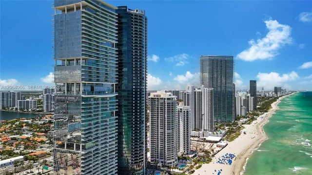 5-bedroom home at 18501 Collins Avenue #1804, Sunny Isles Beach