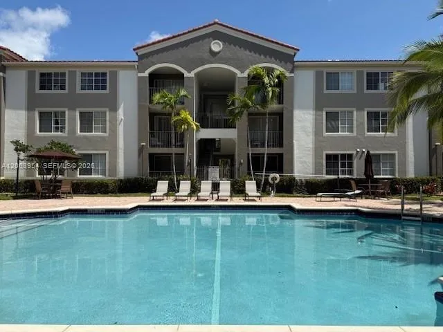 1-bedroom rental at 6831 SW 44th Street #203, Miami