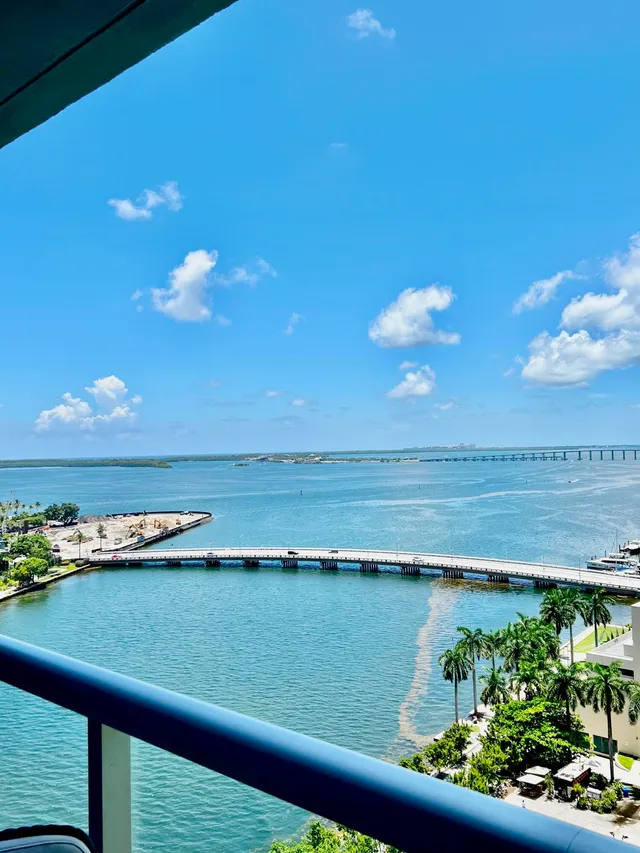 2-bedroom home at 495 BRICKELL Avenue #1605, Miami