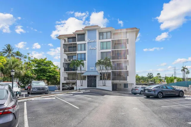 1-bedroom home at 1839 Middle River Drive #501, Fort Lauderdale