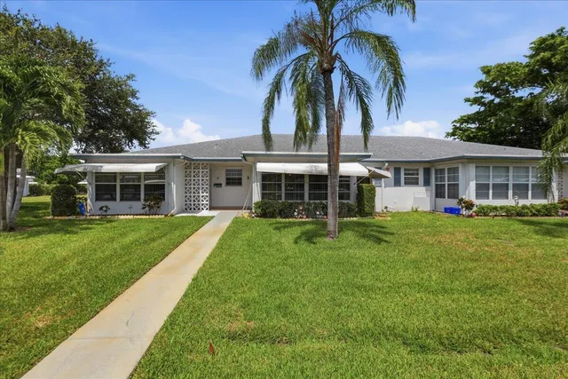 1-bedroom home at 1172 S Drive Circle #B, Delray Beach