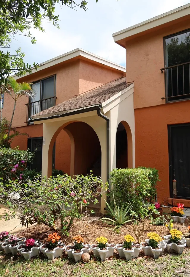 2-bedroom rental at 50 SE 12th Street #1670, Boca Raton