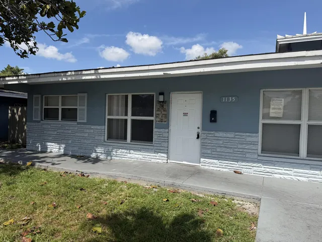 3-bedroom rental at 1135 NW 7th Avenue #1, Fort Lauderdale