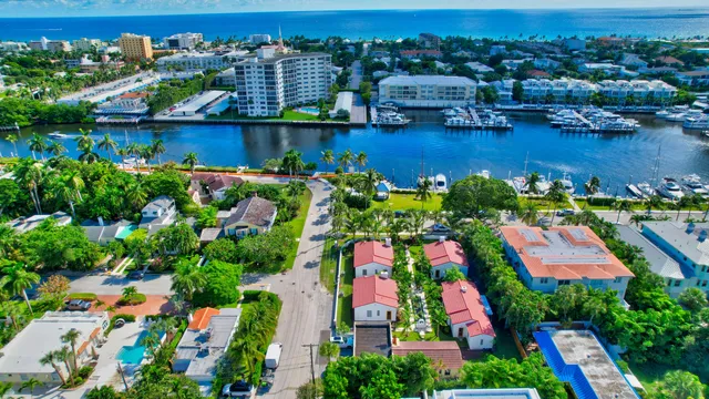 2-bedroom rental at 110 Marine Way #5 Granada, Delray Beach