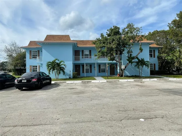 1-bedroom home at 4951 Wedgewood Way #6, West Palm Beach