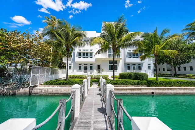 4-bedroom home at 6203 Laguna Path N, Miami Beach