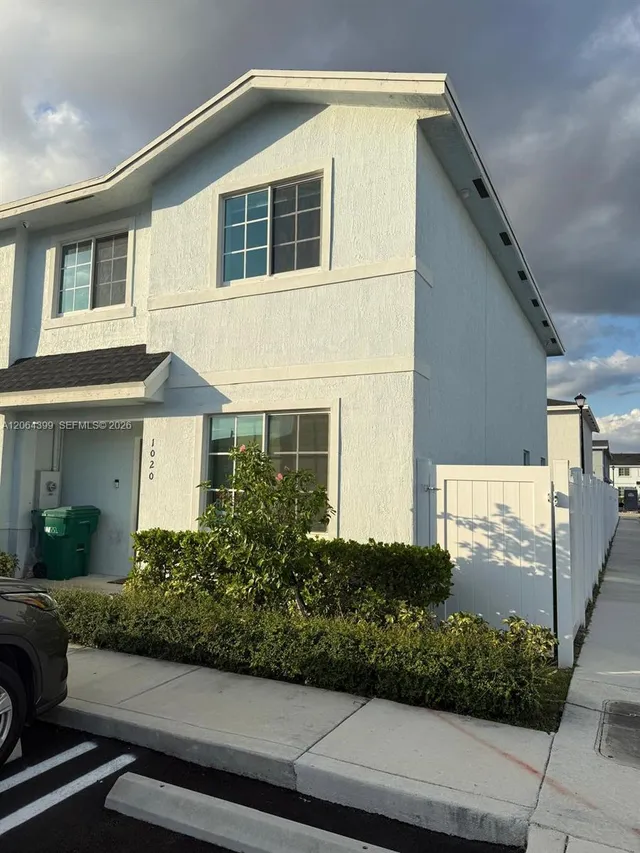 3-bedroom home at 1020 NW 5th Terrace, Florida City