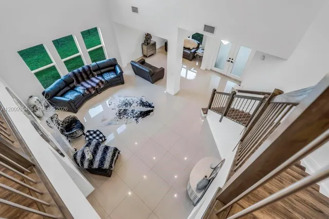 6-bedroom home at 7601 Cavalia Drive, Davie