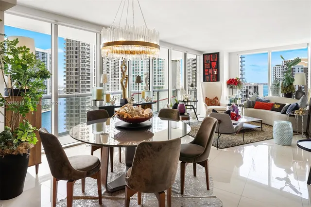 2-bedroom home at 495 Brickell Avenue #1802, Miami