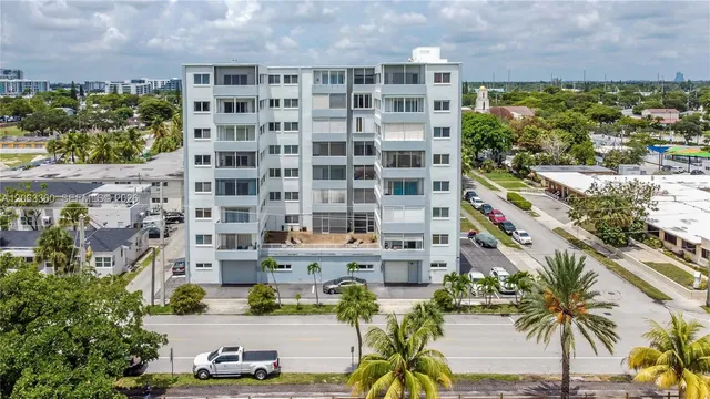 2-bedroom home at 1700 Pierce Street #701, Hollywood