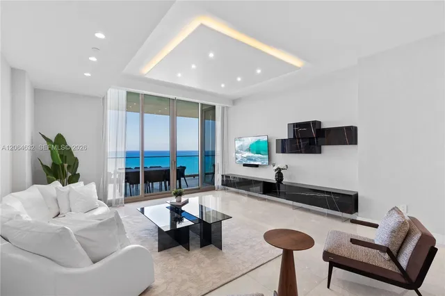 4-bedroom home at 17901 Collins Avenue #1803, Sunny Isles Beach