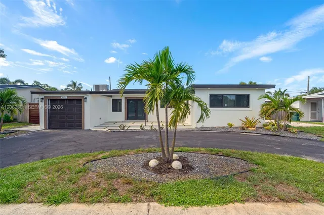 5-bedroom rental at 3609 SW 23rd Street, Fort Lauderdale