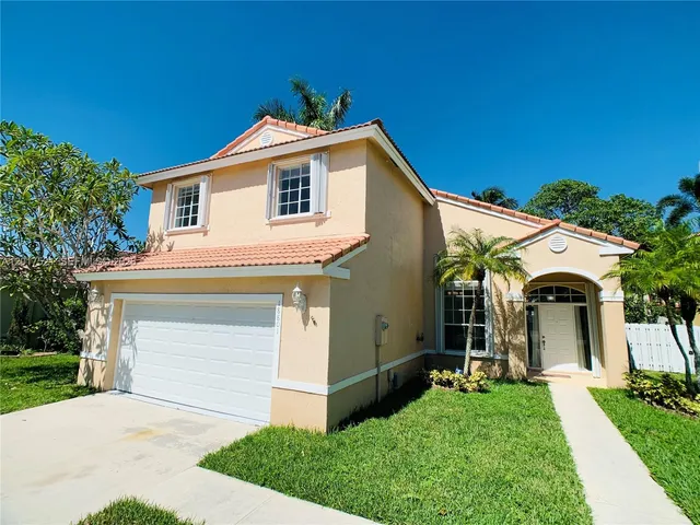 3-bedroom rental at 18801 NW 12th Street #18801, Pembroke Pines