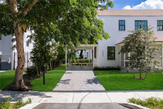 3-bedroom rental at 3603 Thomas Avenue, Miami