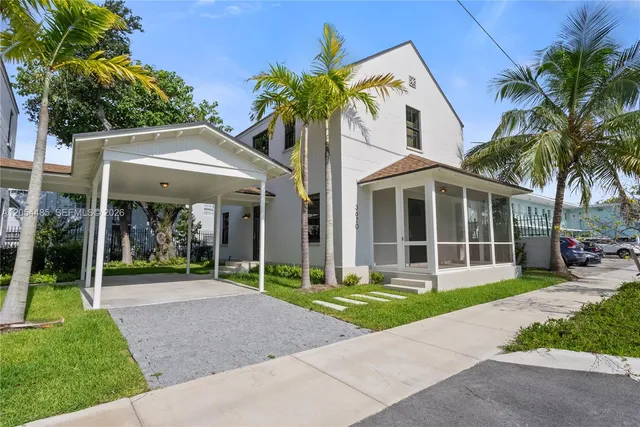 3-bedroom rental at 3620 Plaza Street, Miami