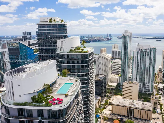 1-bedroom rental at 55 SW 9th Street #3507, Miami
