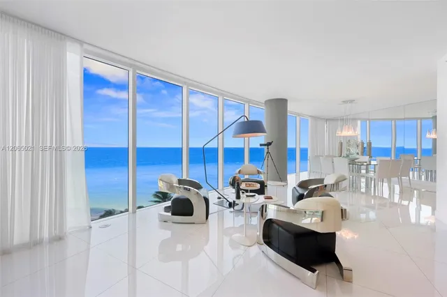 3-bedroom home at 2711 S Ocean Drive #902, Hollywood