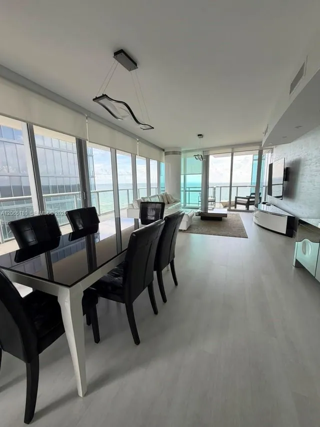 3-bedroom home at 17121 Collins Avenue #1208, Sunny Isles Beach