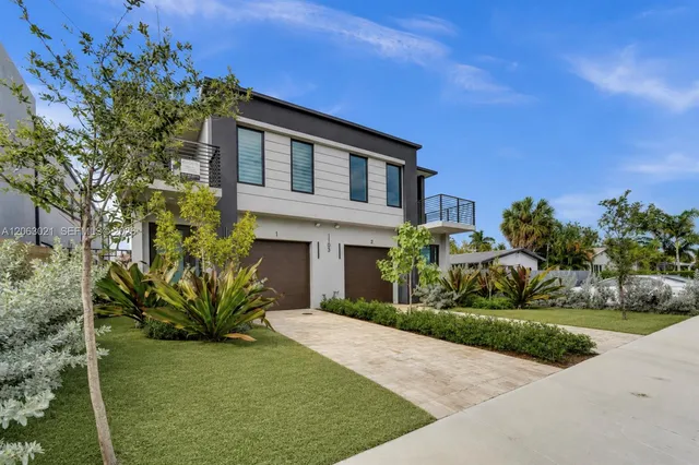 4-bedroom home at 1103 NE 16th Terrace #1, Fort Lauderdale