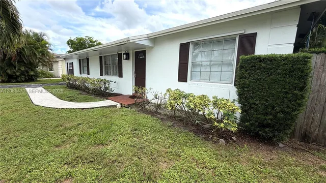 3-bedroom home at 19480 Dakota Court, Boca Raton