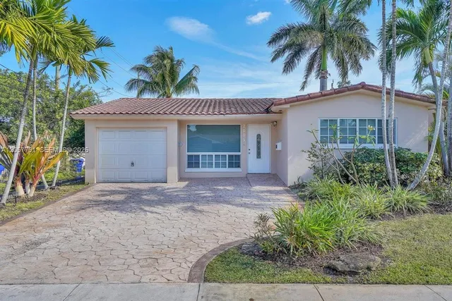3-bedroom home at 2005 N 36th Avenue, Hollywood