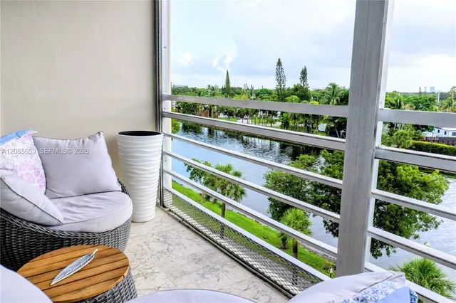1-bedroom home at 16850 S Glades Drive #5C, North Miami Beach