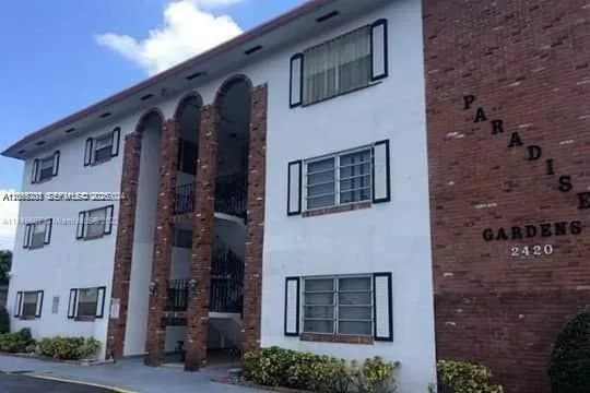 2-bedroom home at 2420 Johnson Street #202, Hollywood