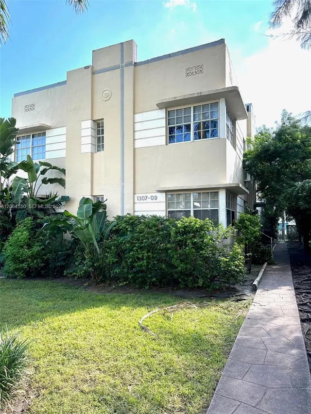 1-bedroom rental at 1309 Euclid Avenue #8, Miami Beach